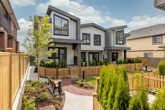 753 Edgar Ave, Coquitlam: a new 3-home multiplex with homes listed for sale